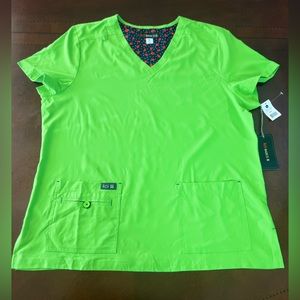 Brand new, koi basics Scrub top, green, XL